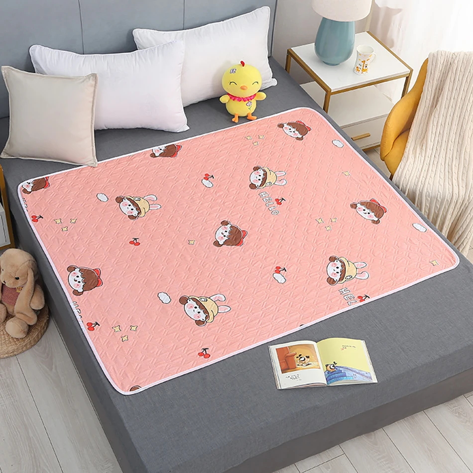 Corazón de dibujos animados de - Changing Table Topper reseña y precio